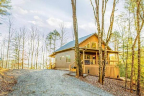 Art's Bungalow-wooded seclusion 1 mi to Deep Creek and Bryson City
